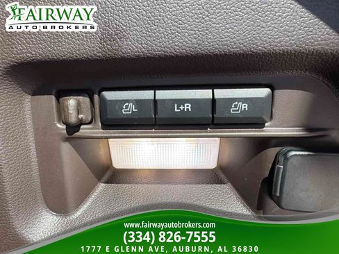 Used 2023 Ford Explorer King Ranch w/ Technology Package AWD/4WD image 30
