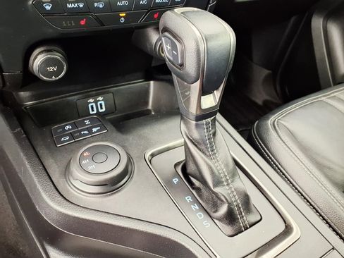 Used 2019 Ford Ranger XLT w/ Equipment Group 302A Luxury image 21