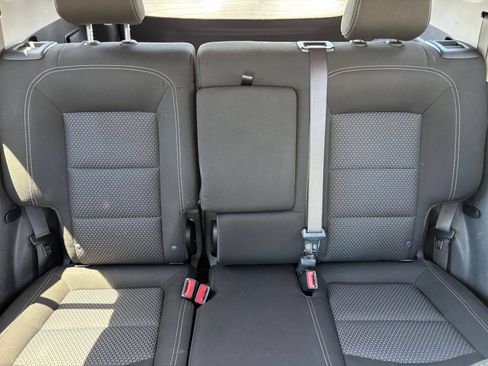 Used 2024 GMC Terrain SLE FWD image 36