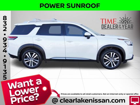 Used 2023 Nissan Pathfinder Platinum w/ Cargo Package image 8
