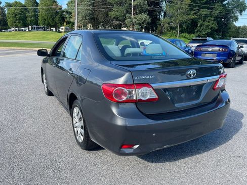 Used 2013 Toyota Corolla LE FWD image 16