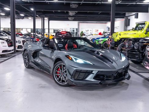 Used 2023 Chevrolet Corvette Stingray Premium Conv w/ Z51 Performance Package RWD image 77