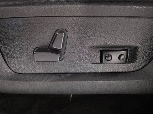 Used 2017 RAM 1500 Sport image 19