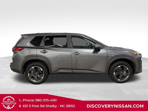 Certified 2025 Nissan Rogue SV AWD/4WD image 5