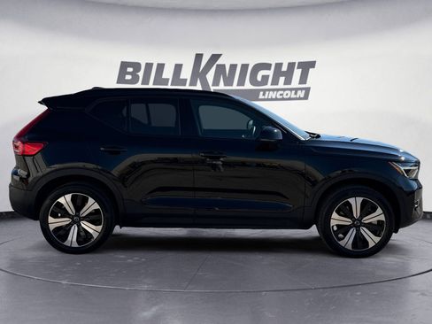 Used 2023 Volvo XC40 Recharge Plus w/ Protection Package Premier image 6