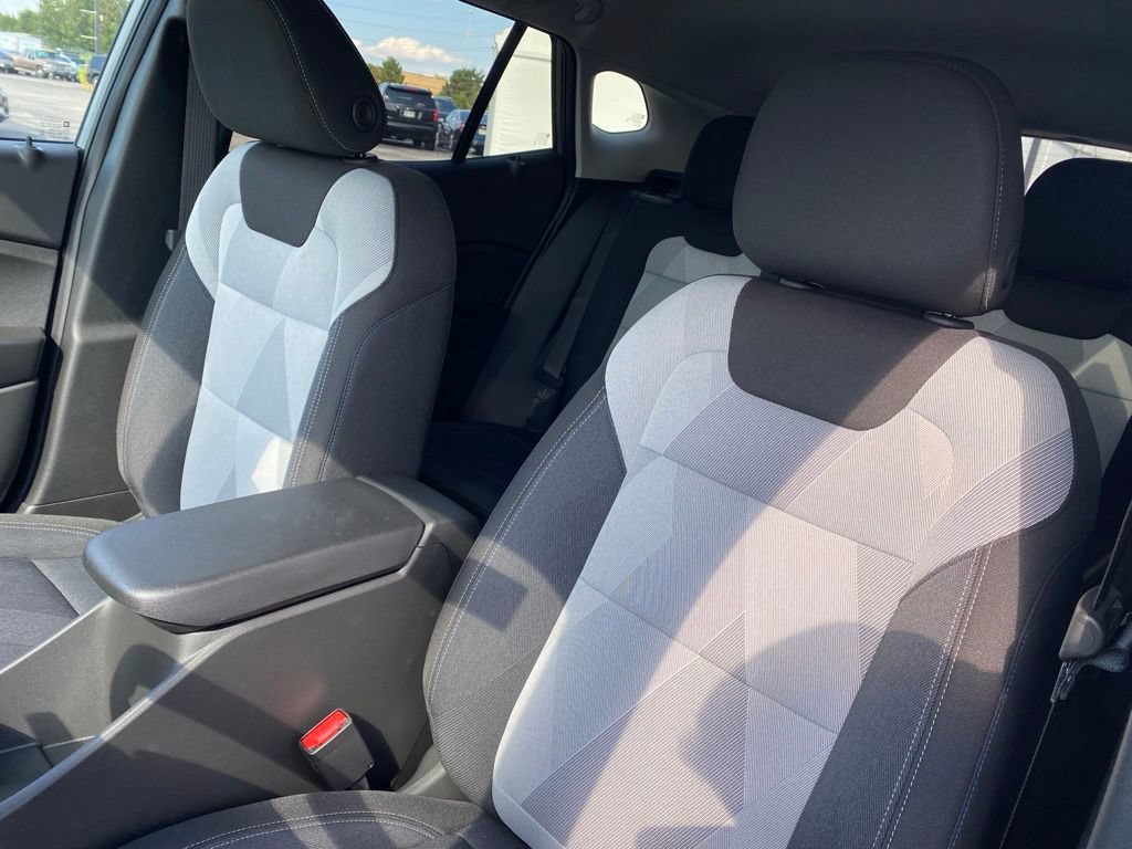 New 2026 Chevrolet Trax LS w/ LS Convenience Package FWD image 11