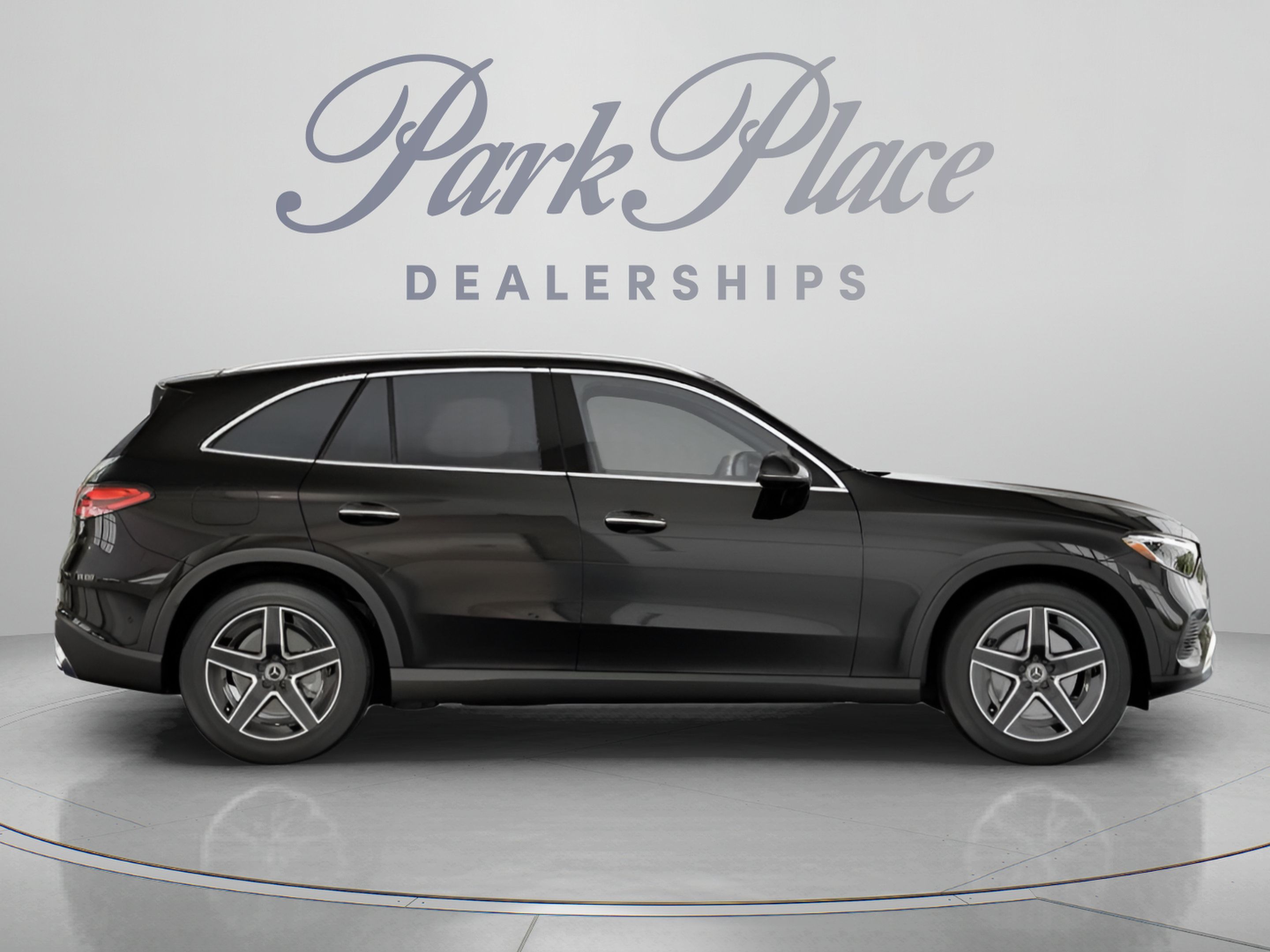 Used 2026 Mercedes-Benz GLC 300 image 28