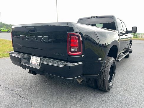Used 2025 RAM 3500 Big Horn AWD/4WD image 5