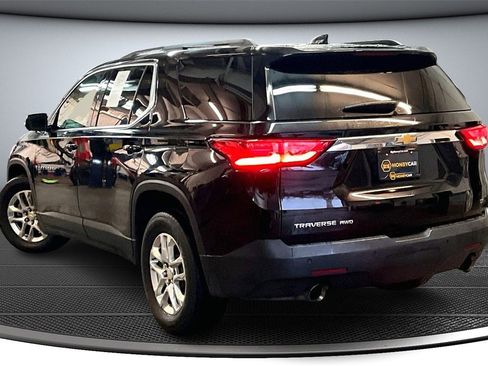 Used 2019 Chevrolet Traverse LT image 4