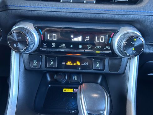 Used 2023 Toyota RAV4 XSE AWD/4WD image 28