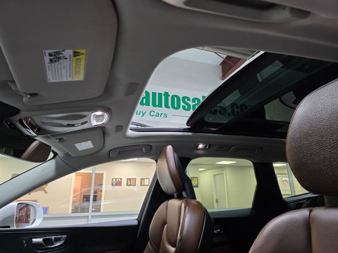 Used 2018 Volvo XC60 T6 Inscription image 42