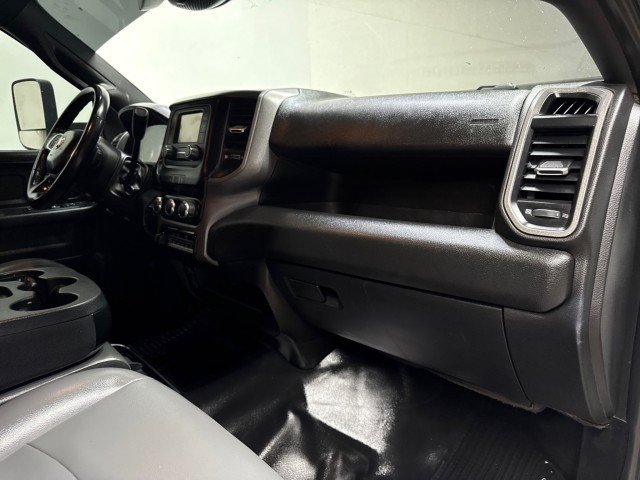 Used 2022 RAM 5500 Tradesman w/ Safety Group AWD/4WD image 23