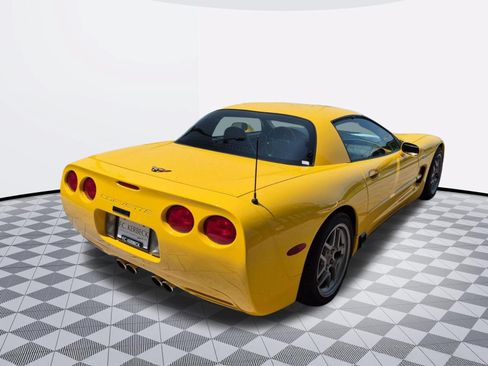 Used 2002 Chevrolet Corvette Z06 w/ Memory Pkg RWD image 7