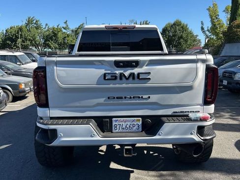 Used 2020 GMC Sierra 2500 Denali w/ Denali Ultimate Package AWD/4WD image 6