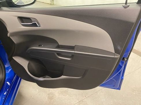 Used 2017 Chevrolet Sonic LT FWD image 24