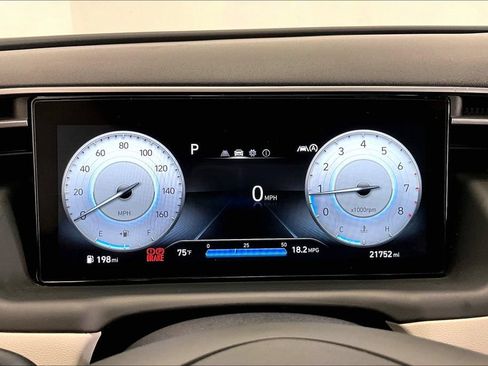 Certified 2022 Hyundai Tucson SEL w/ Convenience Package AWD/4WD image 22