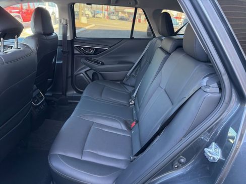 Used 2023 Subaru Outback Limited image 9