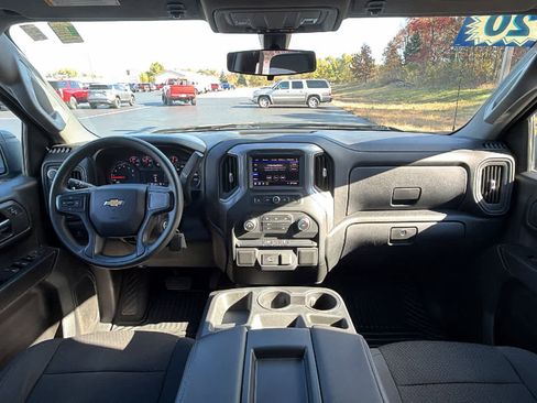 Used 2020 Chevrolet Silverado 1500 Custom w/ Custom Value Package image 21