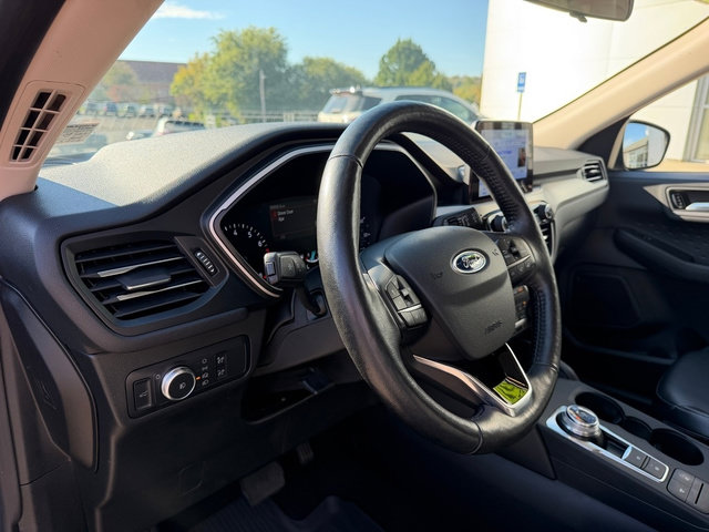 Used 2020 Ford Escape SEL AWD/4WD image 14