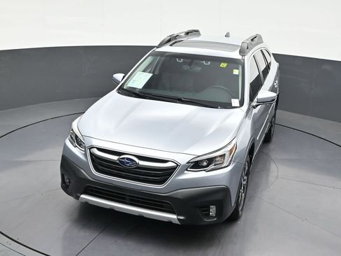 Used 2021 Subaru Outback Limited AWD/4WD image 23