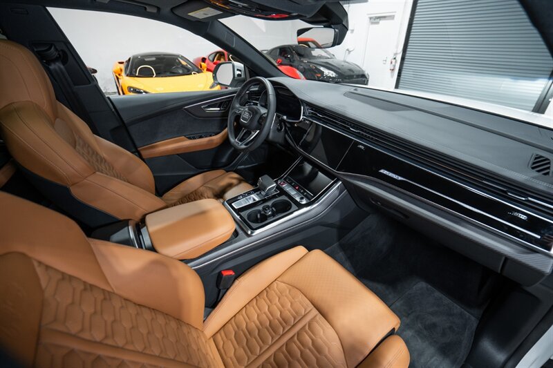 Used 2025 Audi RS Q8 performance AWD/4WD image 34
