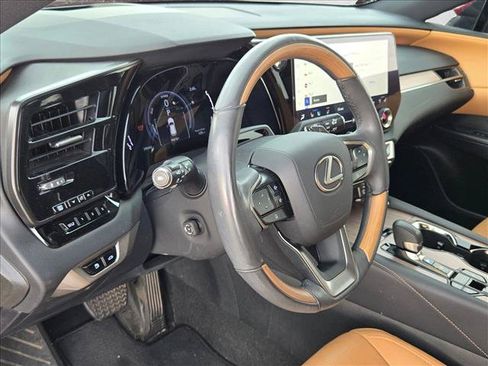 Used 2024 Lexus RX 350 w/ Convenience Package AWD/4WD image 10