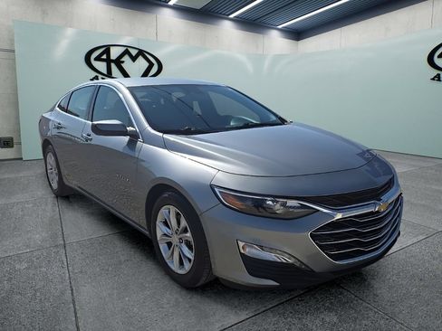 Used 2024 Chevrolet Malibu LT FWD image 1