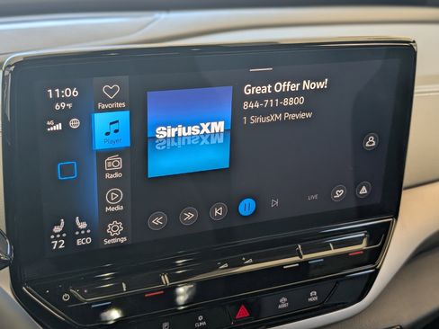 Used 2023 Volkswagen ID.4 2WD image 28