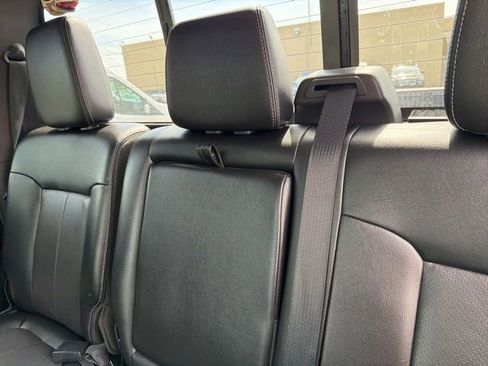 Used 2015 Ford F350 Lariat w/ Lariat Ultimate Package AWD/4WD image 7