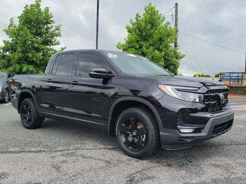 Certified 2026 Honda Ridgeline Black Edition image 3