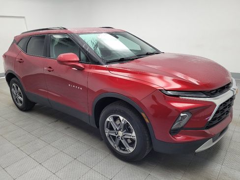 Used 2024 Chevrolet Blazer LT w/ Convenience Package FWD image 13