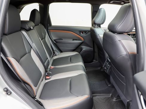 Used 2025 Subaru Forester Sport AWD/4WD image 53