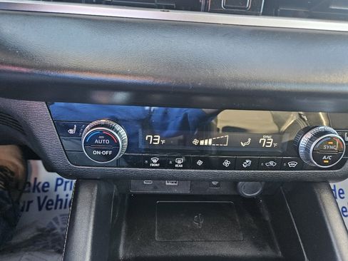 Used 2024 Mitsubishi Outlander AWD image 24