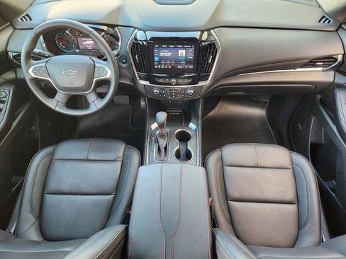 Used 2023 Chevrolet Traverse RS image 27