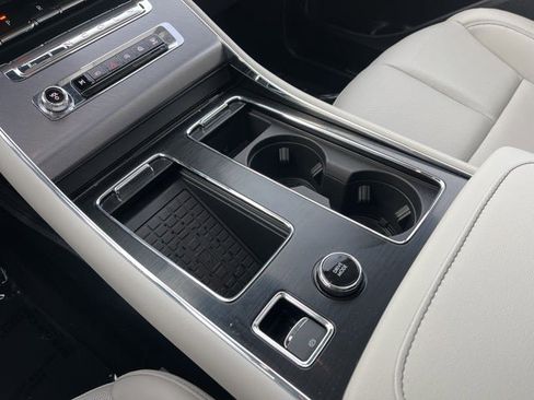 Used 2025 Lincoln Aviator AWD w/ Jet Appearance Package image 40