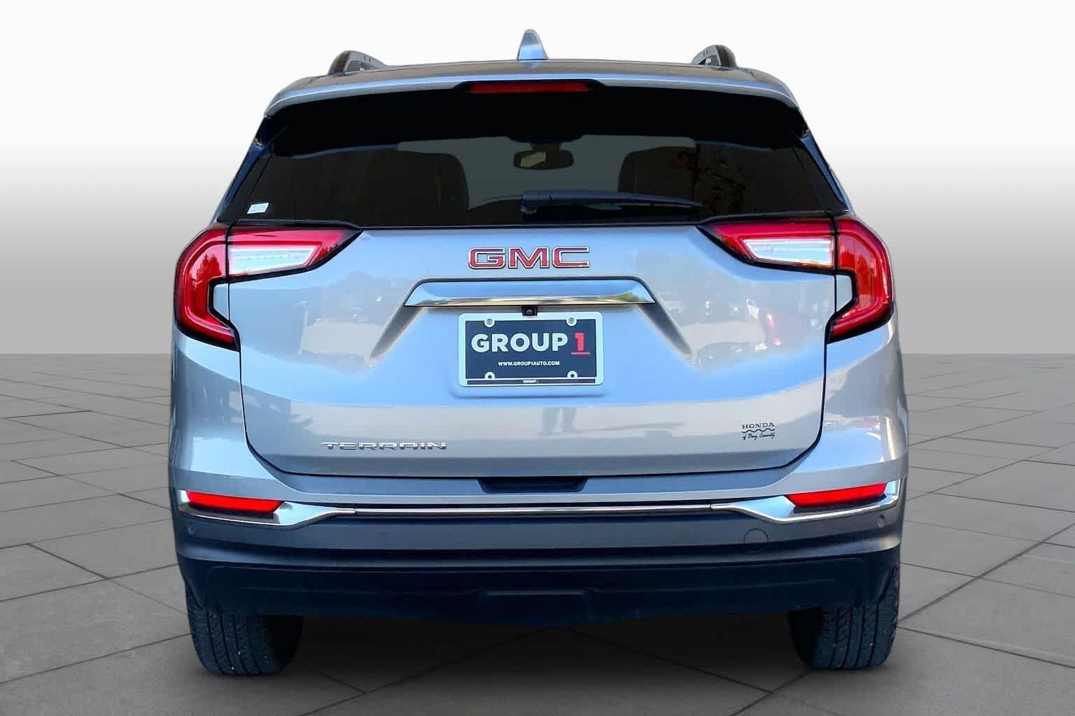 Used 2023 GMC Terrain AT4 AWD/4WD image 5