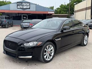 Used 2019 Jaguar XF Premium image 1