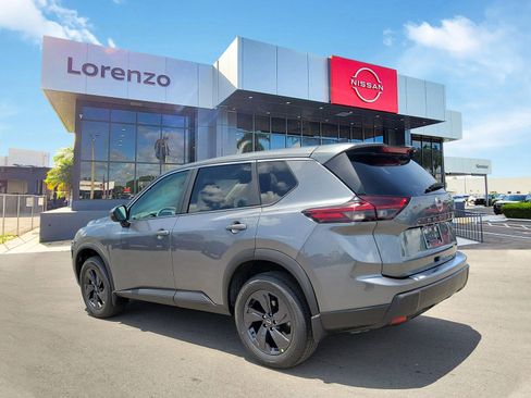 New 2026 Nissan Rogue SV FWD image 6