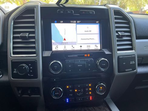 Used 2017 Ford F250 Lariat w/ Lariat Ultimate Package AWD/4WD image 25