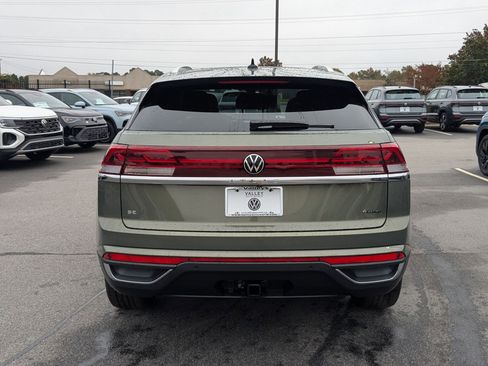 New 2026 Volkswagen Atlas Cross Sport SE image 4