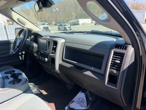 Used 2014 RAM 1500 Express w/ Black Ram 1500 Express Group AWD/4WD image 17