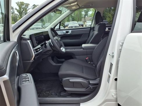 New 2026 Hyundai Santa Fe SE image 12