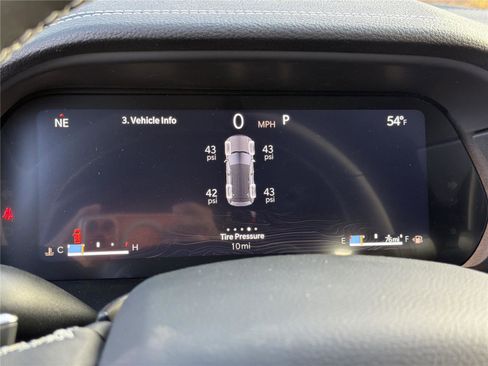 New 2025 Jeep Grand Cherokee Limited w/ Black Appearance Package image 29