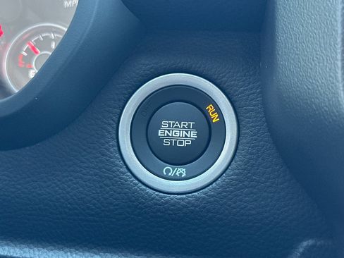 New 2026 RAM 1500 4x4 Crew Cab image 22