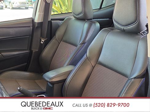 Used 2017 Toyota Corolla SE w/ Carpet Mat Package (TMS) FWD image 11