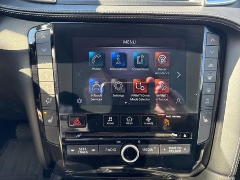 Certified 2023 INFINITI QX50 Luxe AWD/4WD image 18