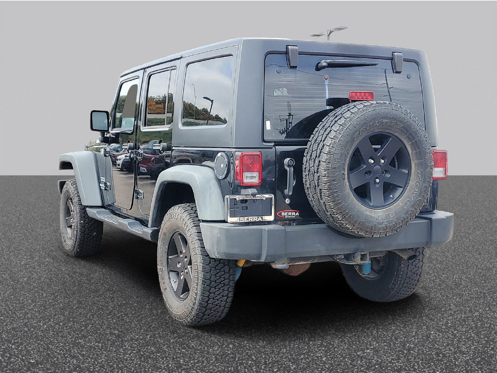 Used 2011 Jeep Wrangler Unlimited Sport w/ Trailer Tow Group AWD/4WD image 2