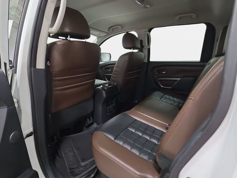 Used 2017 Nissan Titan Platinum Reserve AWD/4WD image 12