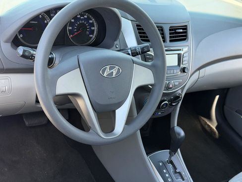 Used 2017 Hyundai Accent SE FWD image 6