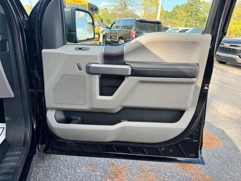Used 2019 Ford F150 XLT AWD/4WD image 10